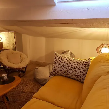 Lovely Studio 1bdr City Center Studio La Tete Dans Les Etoiles Cannes