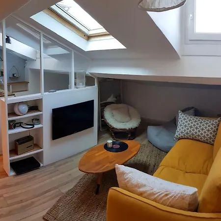 Lovely Studio 1bdr City Center Studio La Tete Dans Les Etoiles アパート