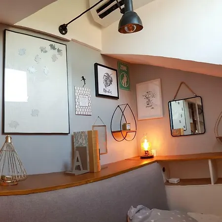 Lovely Studio 1bdr City Center Studio La Tete Dans Les Etoiles アパート カンヌ