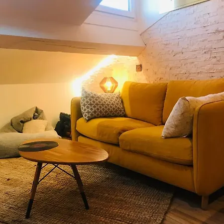 Lovely Studio 1bdr City Center Studio La Tete Dans Les Etoiles 아파트 *